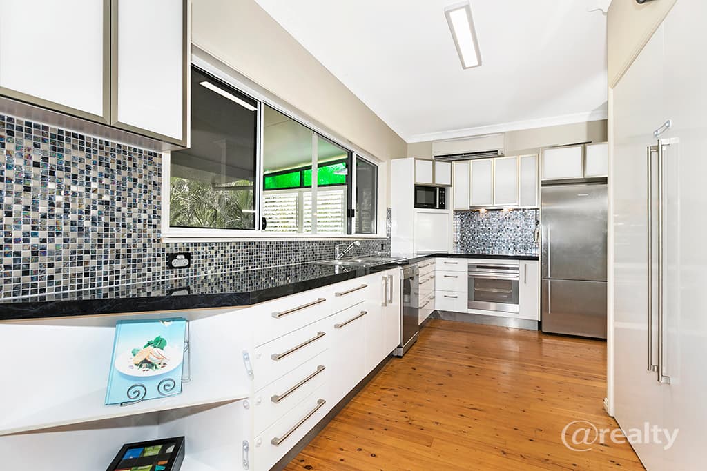 15 Ken Duncombe Drive, CASHMERE, QLD, 4500, Cashmere - Thumbnail 7