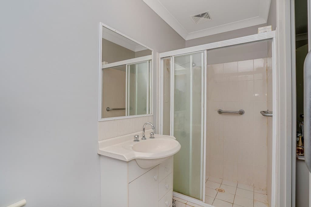 131 Mattocks Road, Burleigh Waters, QLD, 4220, Burleigh Waters - Thumbnail 6