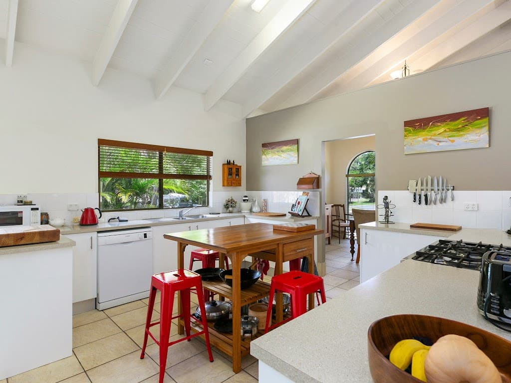 13 Palmer Crescent, TEWANTIN, QLD, 4565, Tewantin - Thumbnail 6