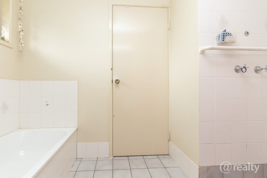 41 Cresthaven Drive, Morayfield, QLD, 4506, Morayfield - Thumbnail 5
