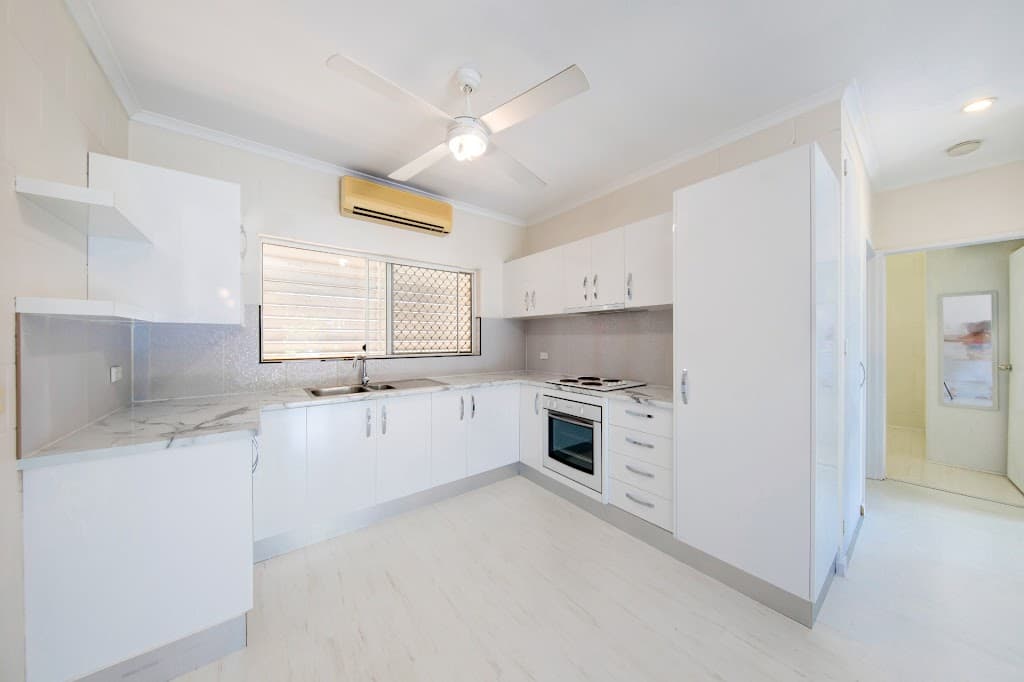 2/17 Ingham Court, Mooroobool, QLD, 4870, Mooroobool - Thumbnail 4