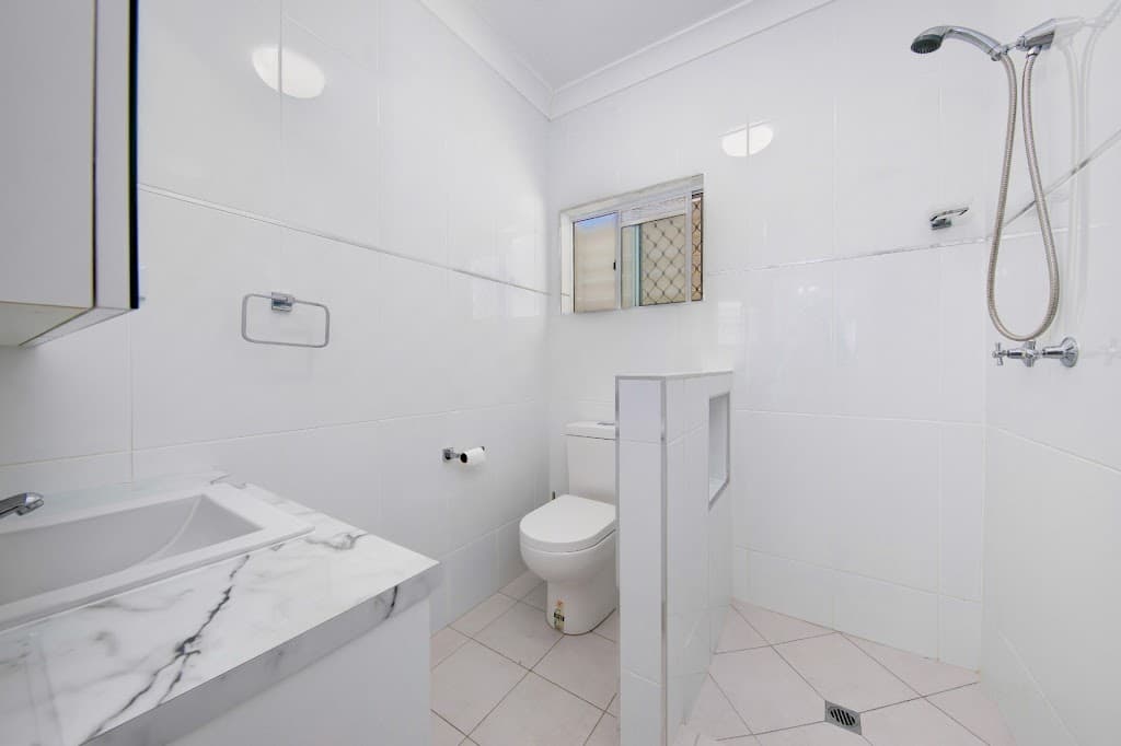 2/17 Ingham Court, Mooroobool, QLD, 4870, Mooroobool - Thumbnail 7