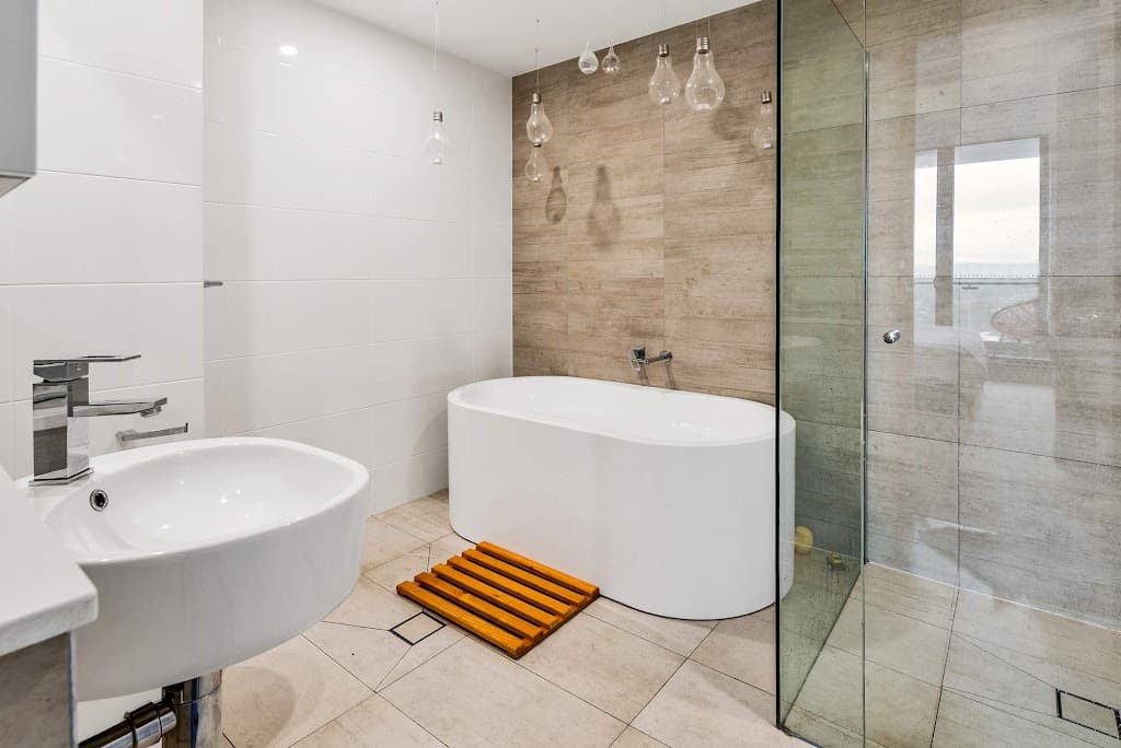 2212/2 Como Crescent, SOUTHPORT, QLD, 4215, Southport - Thumbnail 8
