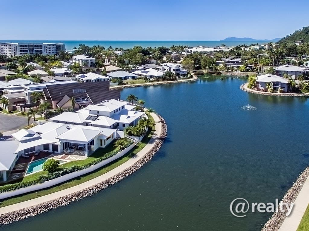 11 LAGOON DRIVE, Trinity Beach, QLD, 4879, Trinity Beach - Thumbnail 2