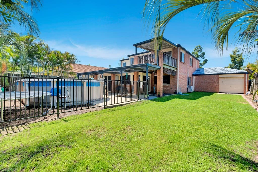 32 Barrs Avenue, Oxenford, QLD, 4210, Oxenford - Thumbnail 2