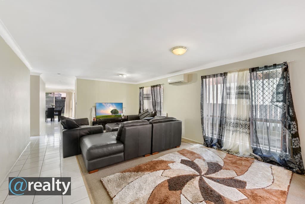 10 Mahogany Place, Forest Lake, QLD, 4078, Forest Lake - Thumbnail 2