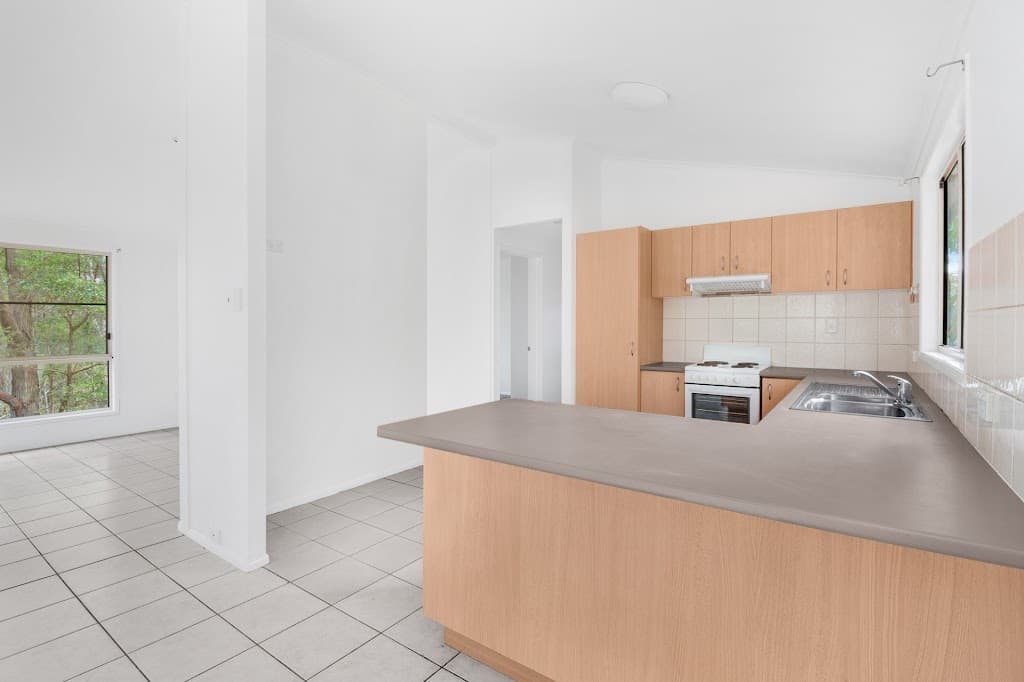 5 Bowen Avenue, Russell Island, QLD, 4184, Russell Island - Thumbnail 3