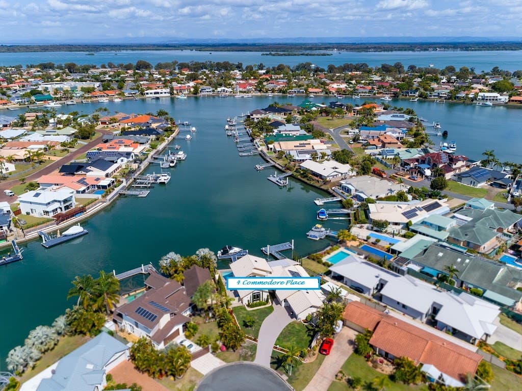 4 Commodore Place, Banksia Beach, QLD, 4507, Banksia Beach - Thumbnail 2