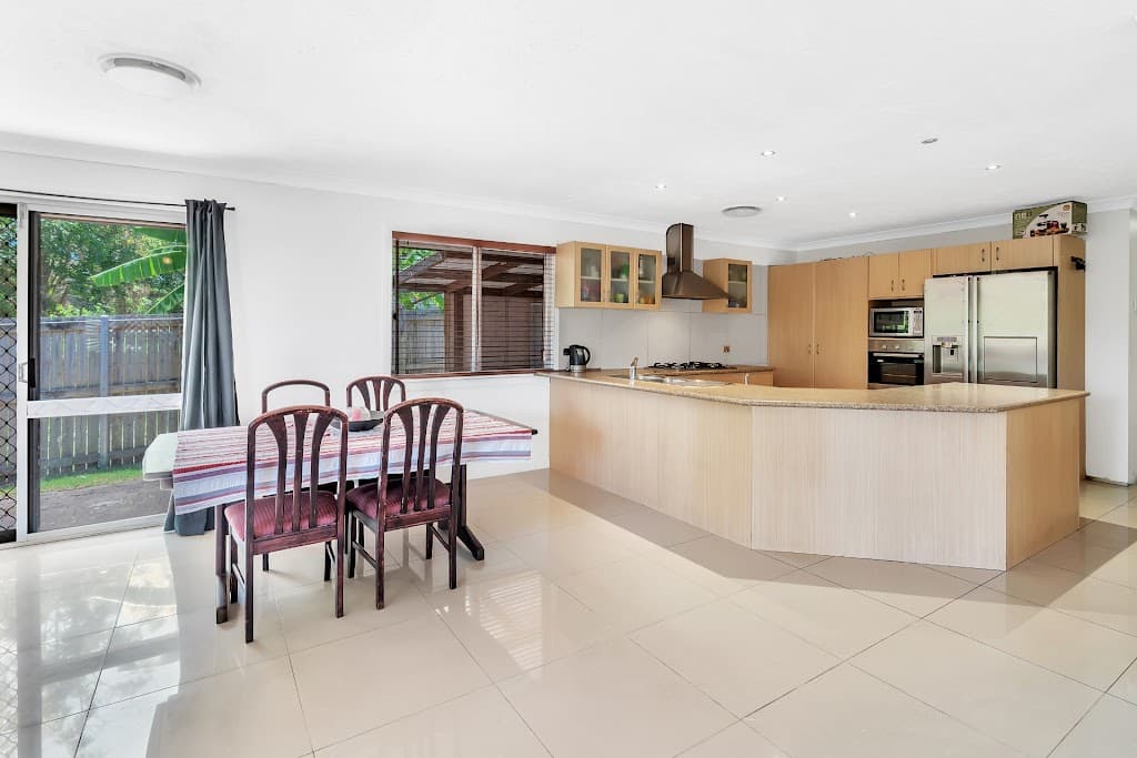 14 Bajada Place, Carrara, QLD, 4211, Carrara - Thumbnail 4