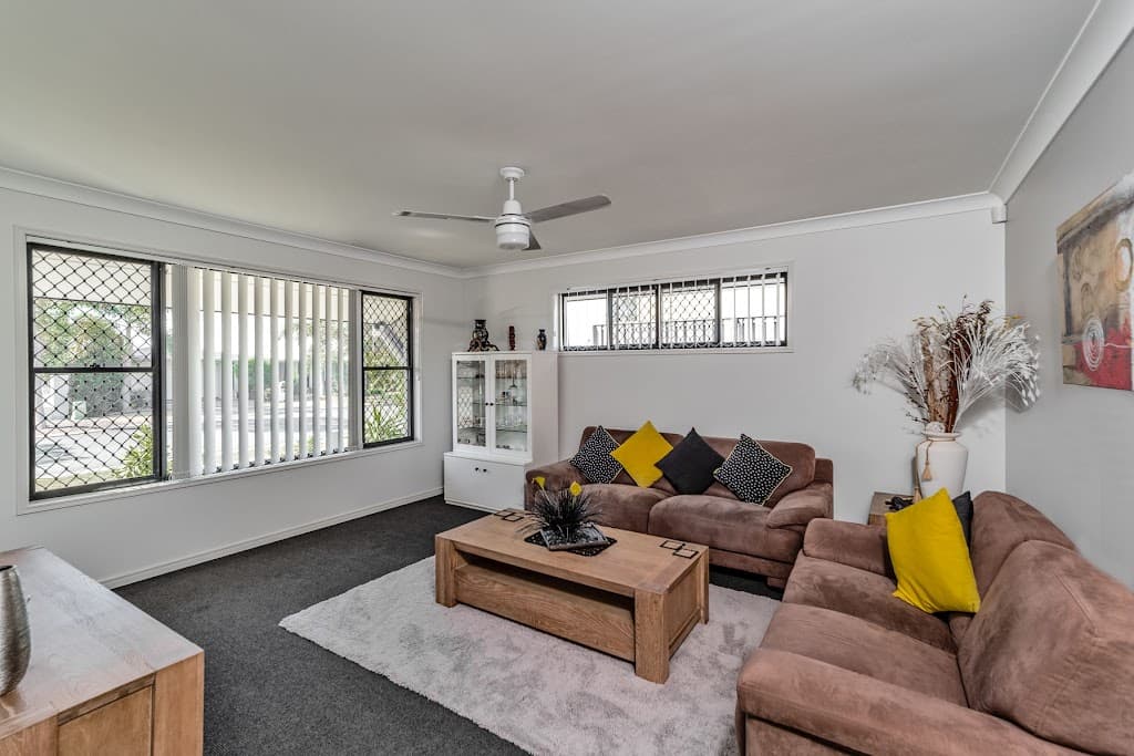 23 Strathburn Crescent, Ormeau, QLD, 4208, Ormeau - Thumbnail 3
