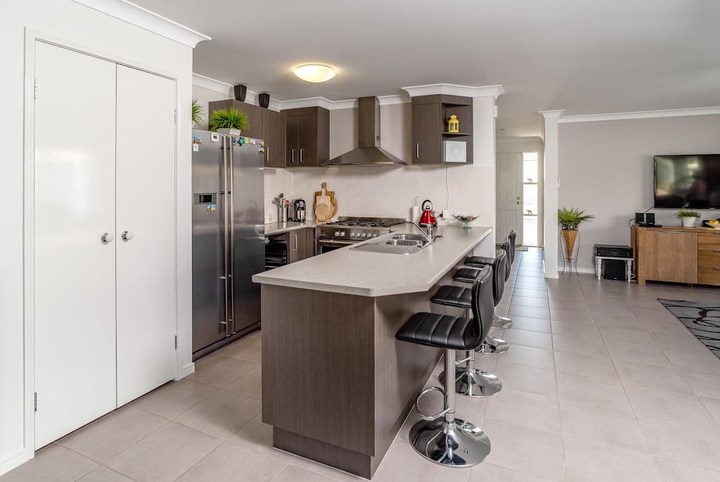 23 Strathburn Crescent, Ormeau, QLD, 4208, Ormeau - Thumbnail 4