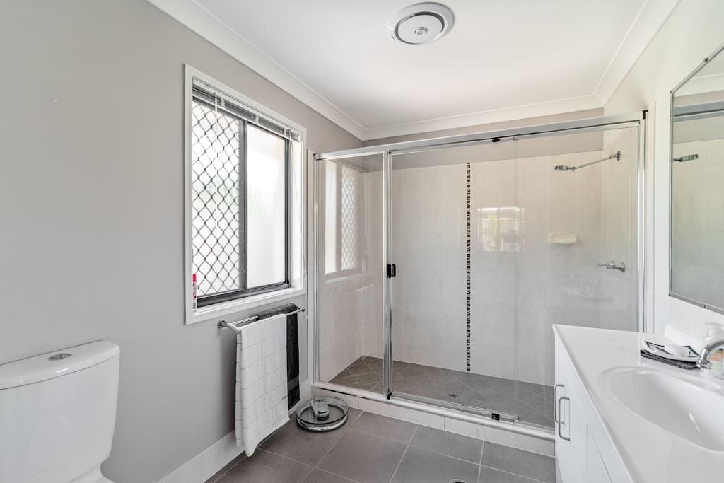 23 Strathburn Crescent, Ormeau, QLD, 4208, Ormeau - Thumbnail 8