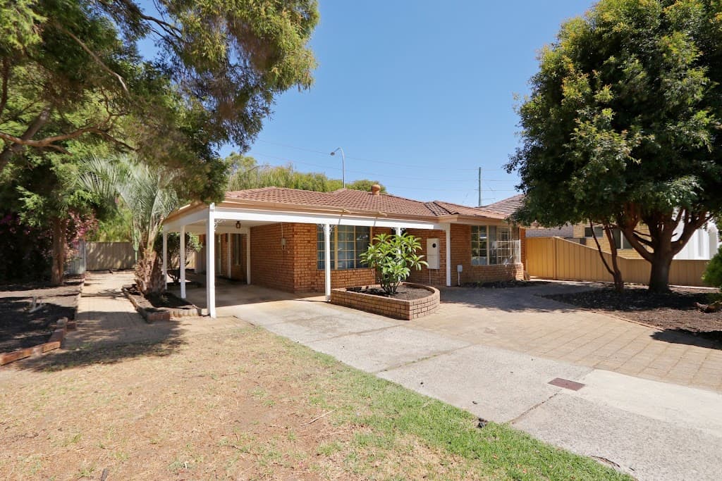 16 Ingvarson Way, Bibra Lake, WA, 6163, Bibra Lake - Thumbnail 2