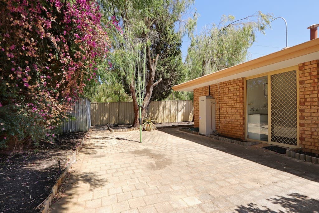 16 Ingvarson Way, Bibra Lake, WA, 6163, Bibra Lake - Thumbnail 5