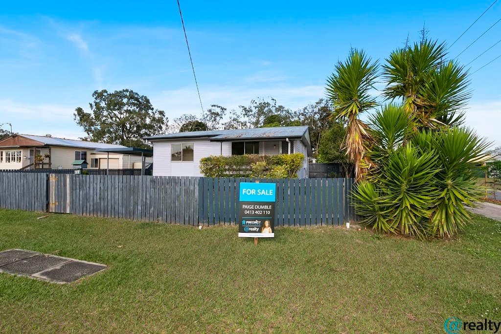 17 Bradman St, CABOOLTURE, QLD, 4510, Caboolture - Thumbnail 2