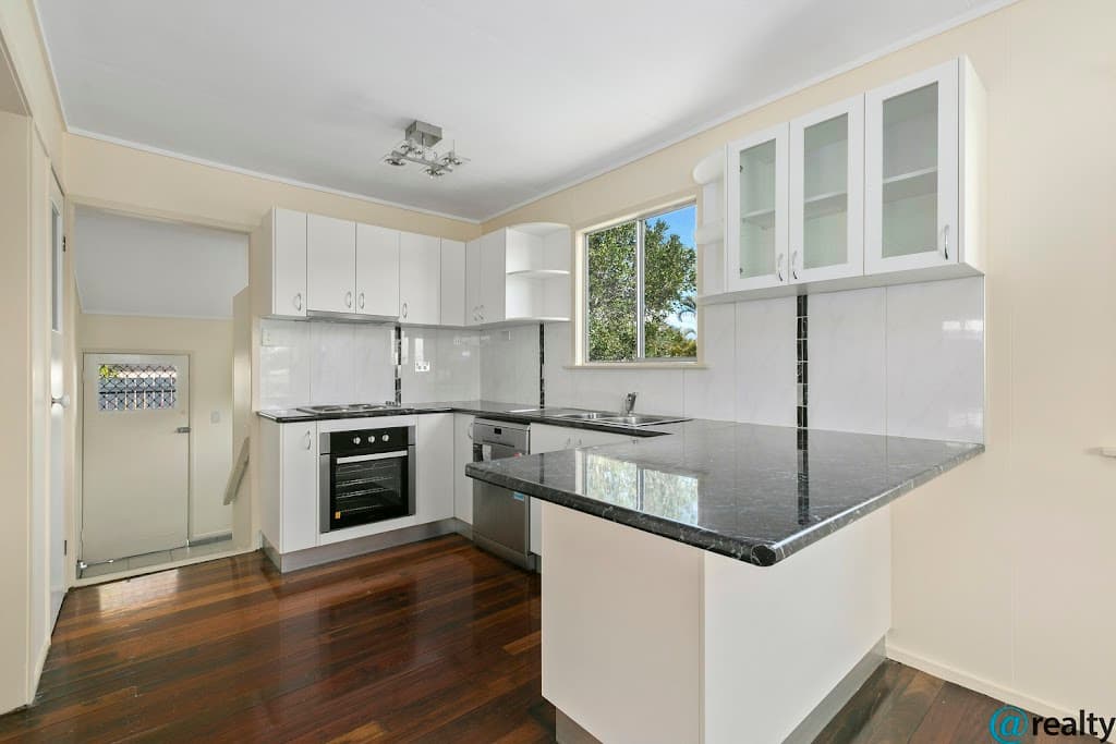 17 Bradman St, CABOOLTURE, QLD, 4510, Caboolture - Thumbnail 3