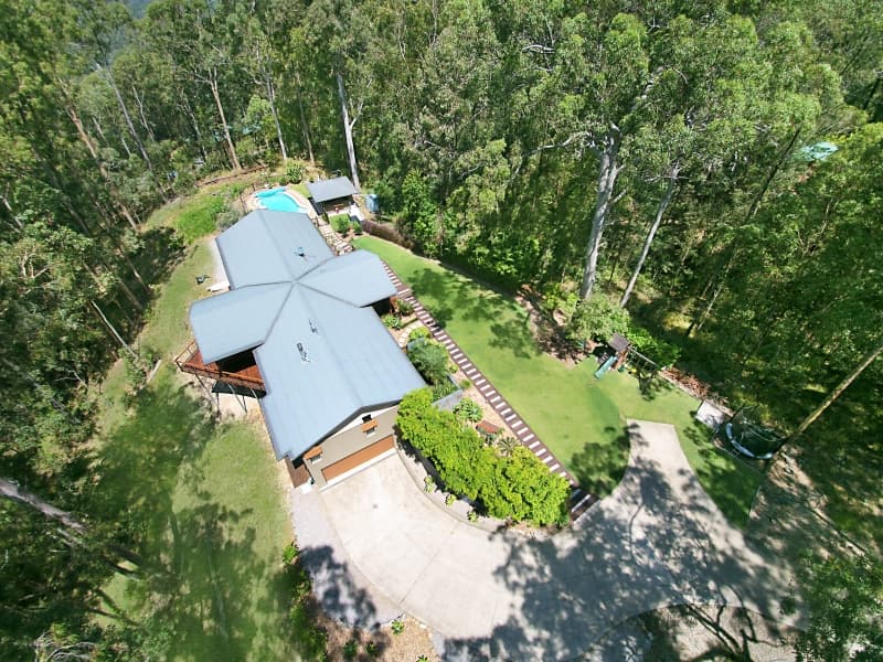 60 Bromfield Drive, Bonogin, QLD, 4213, Bonogin - Thumbnail 5