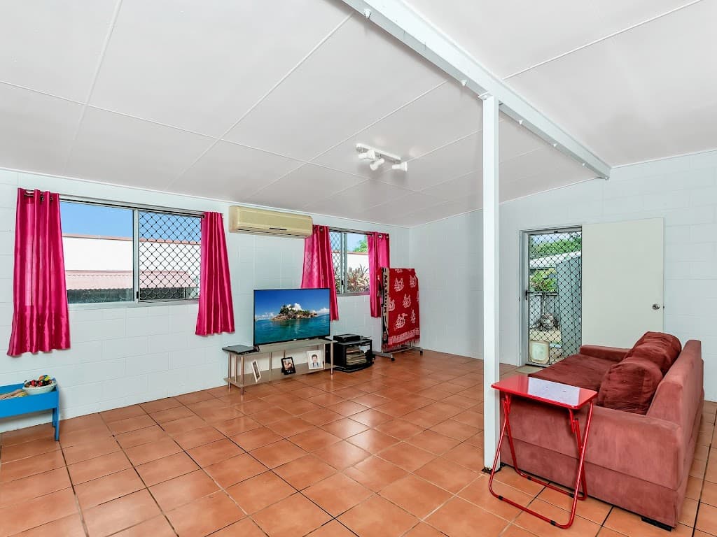 1 Craig Close, Brinsmead, QLD, 4870, Brinsmead - Thumbnail 3