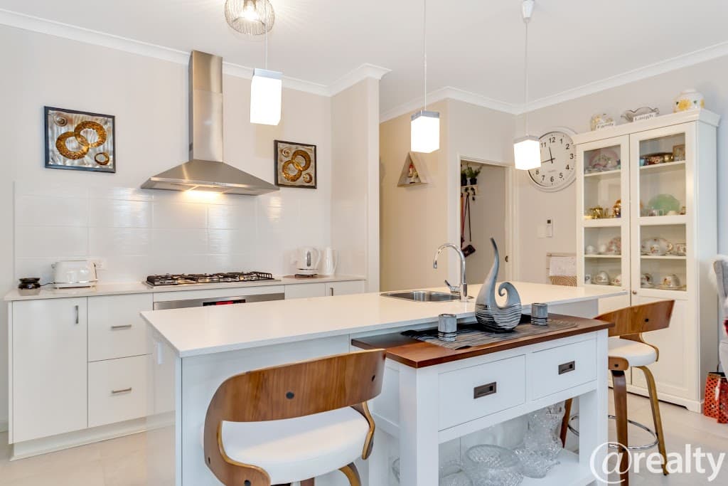 7 Venulosa Avenue, Halls Head, WA, 6210, Halls Head - Image 1