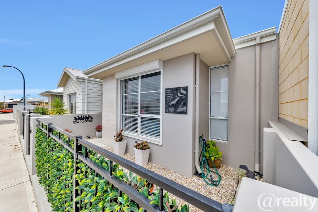 7 Venulosa Avenue, Halls Head, WA, 6210, Halls Head - Thumbnail 3