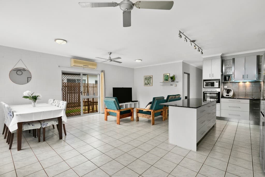 7 Paluma Street, MOUNT SHERIDAN, QLD, 4868, Mount Sheridan - Thumbnail 3