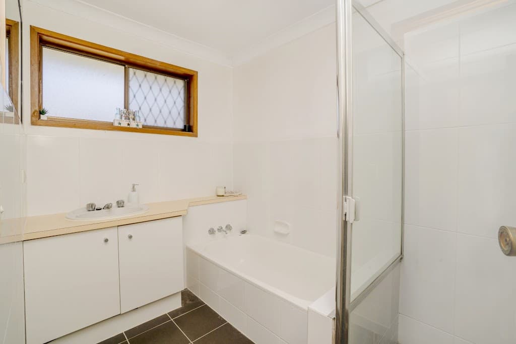 2/16 Barbet Place, Burleigh Waters, QLD, 4220, Burleigh Waters - Thumbnail 4