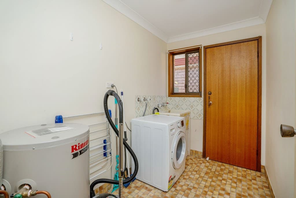 2/16 Barbet Place, Burleigh Waters, QLD, 4220, Burleigh Waters - Thumbnail 8