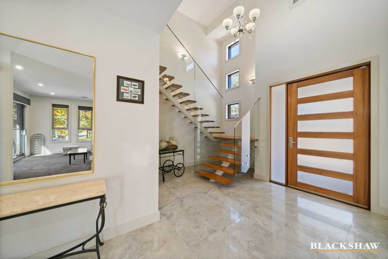 102 Strickland Crescent, Deakin, Deakin - Thumbnail 3