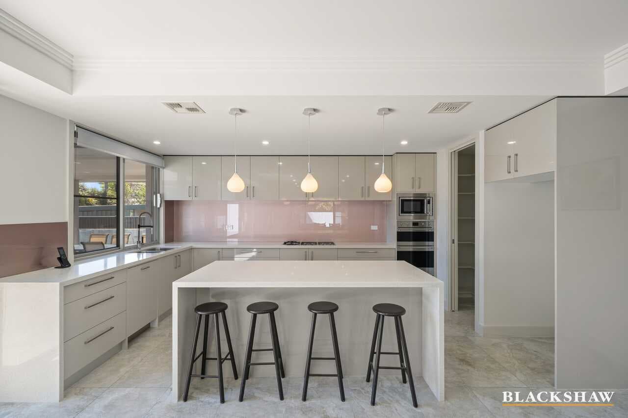 102 Strickland Crescent, Deakin, Deakin - Thumbnail 4
