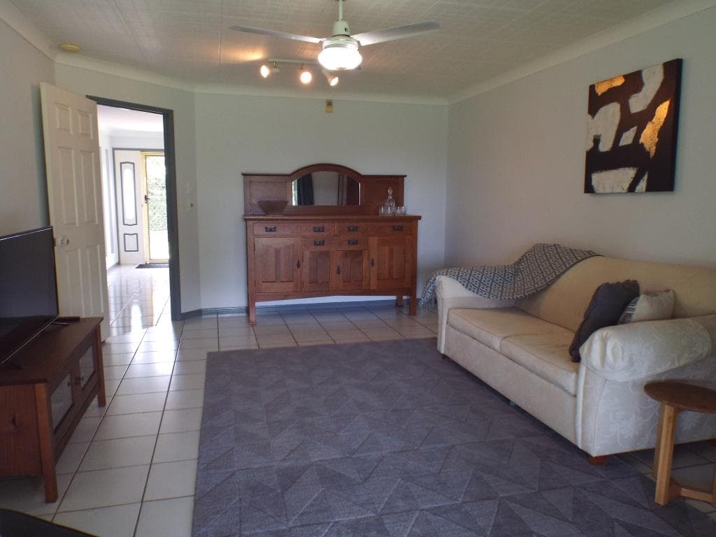5 Grant Avenue, KINGAROY, QLD, 4610, Kingaroy - Thumbnail 7