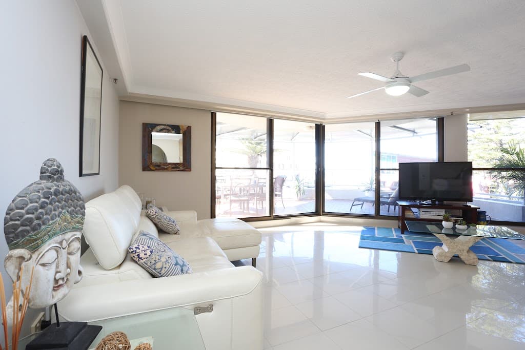 6/4 Thornton Street, Surfers Paradise, QLD, 4217, Surfers Paradise - Thumbnail 2