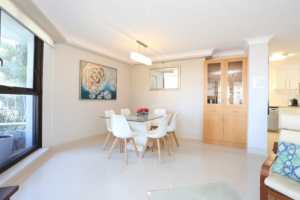 6/4 Thornton Street, Surfers Paradise, QLD, 4217, Surfers Paradise - Thumbnail 5