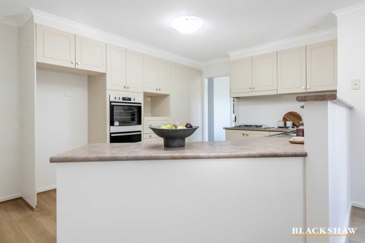 31 Tanderra Crescent, Ngunnawal, Ngunnawal - Thumbnail 7
