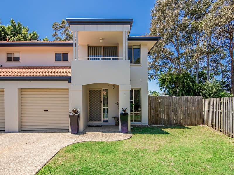 7/19 Harrow Place, Arundel, QLD, 4214, Arundel - Thumbnail 2