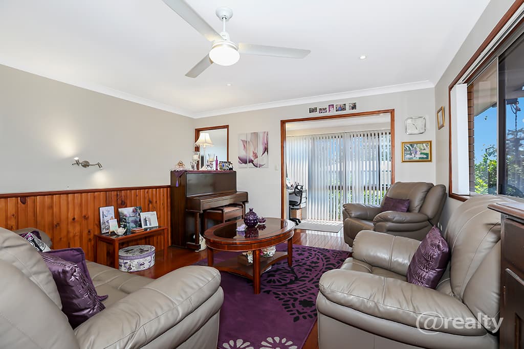 4 Ilga Grove, FERNY HILLS, QLD, 4055, Ferny Hills - Thumbnail 2