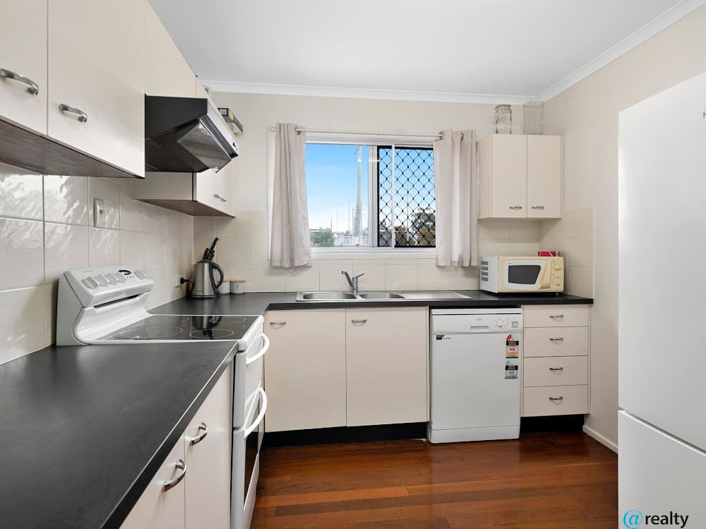 3 Malabar Street, Wynnum West, QLD, 4178, Wynnum West - Thumbnail 8