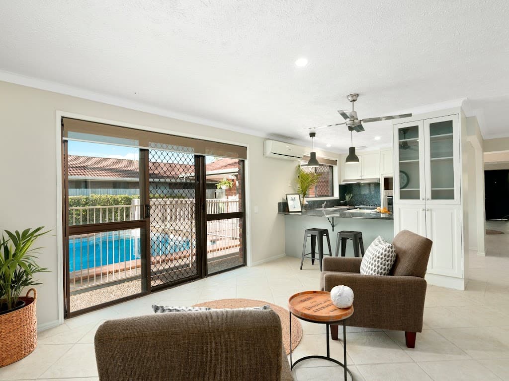 11 Turtle Street, MERMAID WATERS, QLD, 4218, Mermaid Waters - Thumbnail 4