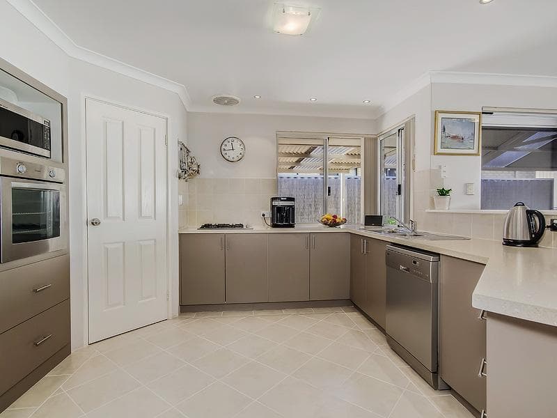 8 Arrowwood Loop, Secret Harbour, WA, 6173, Secret Harbour - Thumbnail 8