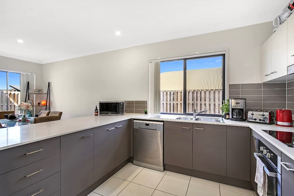 5 Lahey Cove, COOMERA, QLD, 4209, Coomera - Thumbnail 3