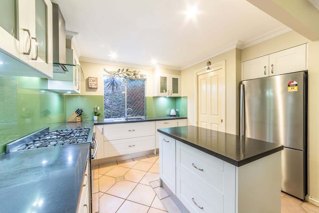 1 High Ridge Road, Gaven - Thumbnail 4