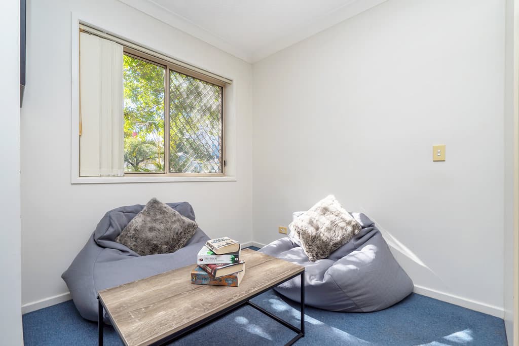 1/14 Spendelove Avenue, Southport, QLD, 4215, Southport - Thumbnail 2