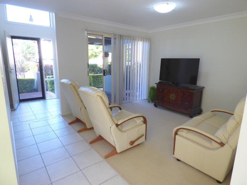 130 Gordon Street, Ormiston, QLD, 4160, Ormiston - Thumbnail 2
