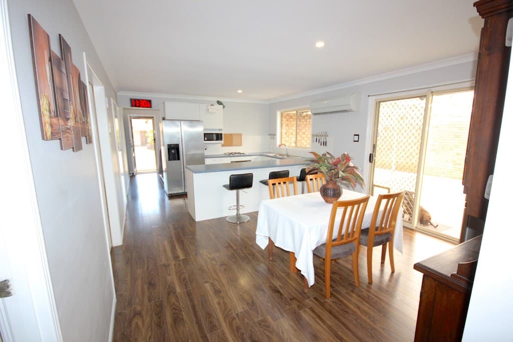 171 Sidney Nolan Drive, Coombabah - Thumbnail 4