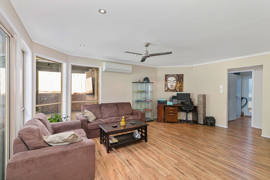 43A Narcamus Crescent, Shailer Park, QLD, 4128, Shailer Park - Thumbnail 7