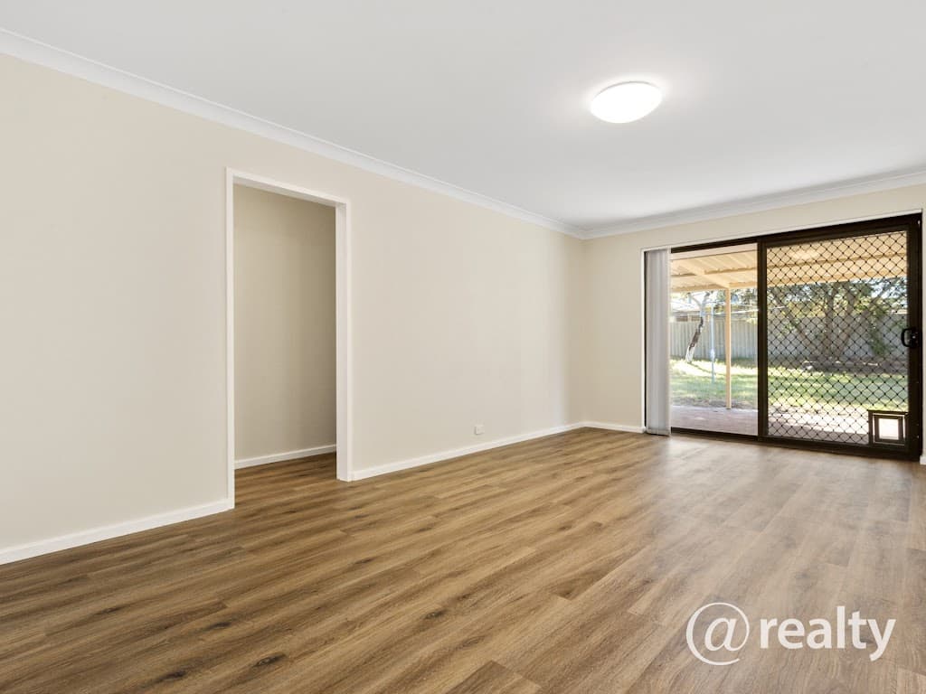 10 Miranda Way, Gosnells, WA, 6110, Gosnells - Thumbnail 4