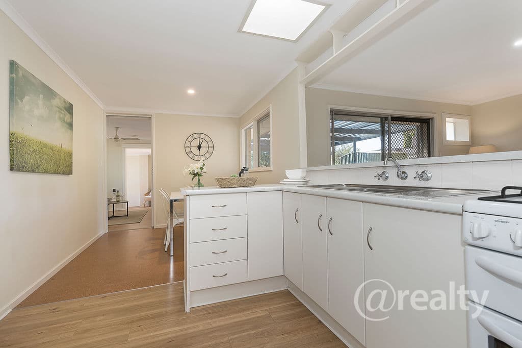 15 Park Lake Drive, Wynn Vale, SA, 5127, Wynn Vale - Thumbnail 2
