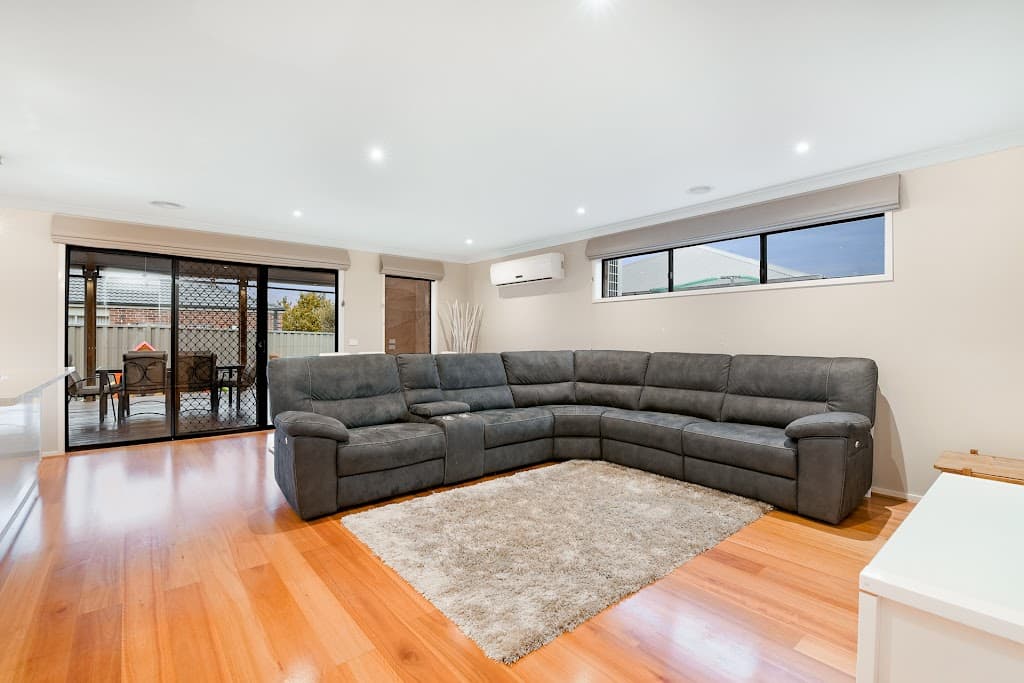 3 Beauchamp Way, Cranbourne East, VIC, 3977, Cranbourne East - Thumbnail 4