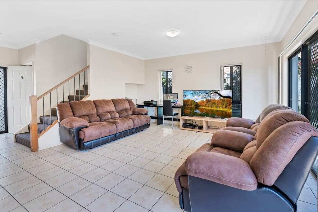 5/32 Blake Street, SOUTHPORT, QLD, 4215, Southport - Thumbnail 3