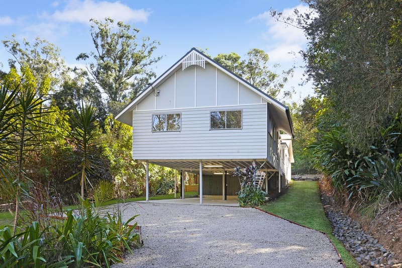 9 Littles Road, Glass House Mountains - Thumbnail 2