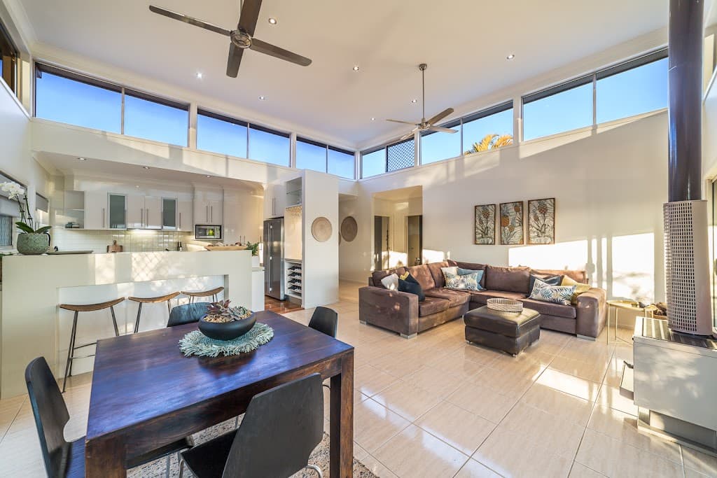 22 Charolais Crescent, Benowa - Thumbnail 5